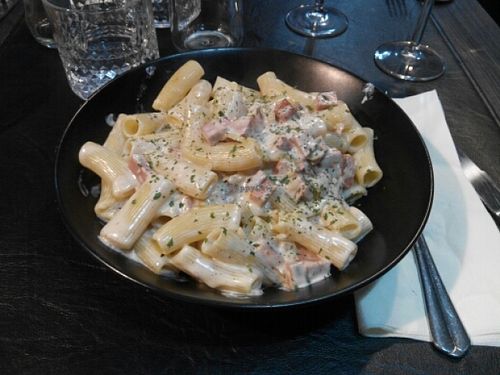 Vegan carbonara at Da Victoria in Liege