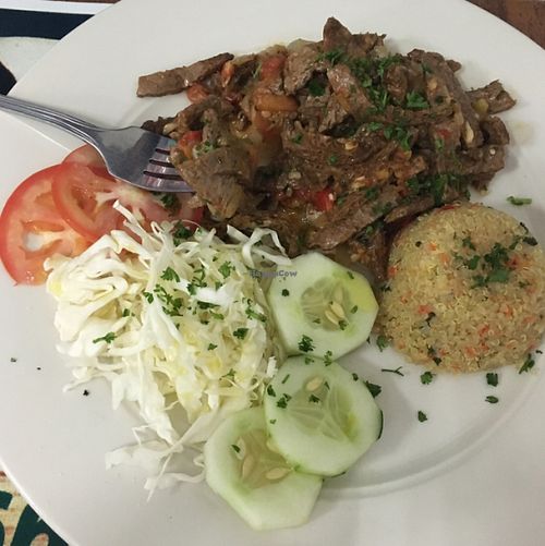 ";Vegan meat"; (seitan) with quinoa, cabbage and veggies at Green Food Service in Oranjestad