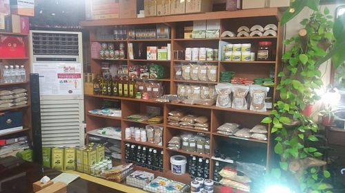 Inside at Chorokddeul Green Field - 초록뜰식당 in Seoul