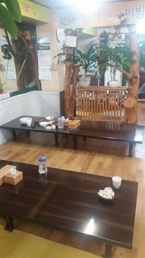 Inside at Chorokddeul Green Field - 초록뜰식당 in Seoul