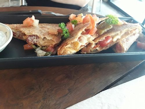 Lunch at Broccoli Revolution - Sukhumvit Rd in Bangkok