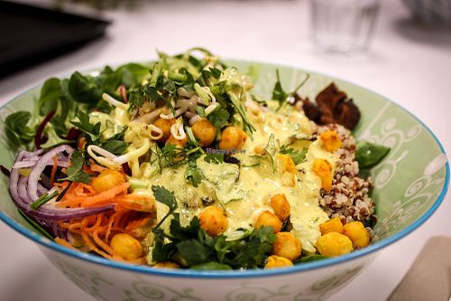 super bowl with hollandaise dressing at Forky's - Jakubské Nam. in Brno