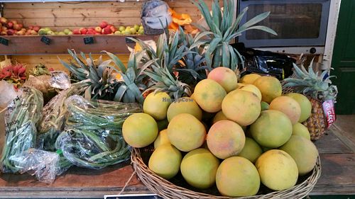 Inside at Sadeh Yarok Organic Farm Shop in Beit Yehoshua