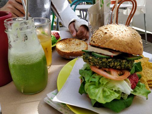 Image of H2O Juice Bar & Vegan Cafe