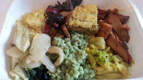 11 euros worth of great tasting vegan food :-) at Mama in Milan