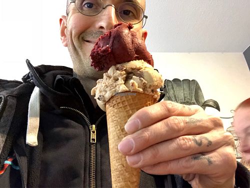 ice cream & waffle — all vegan at TONIS in Leipzig
