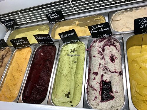 ice cream at TONIS in Leipzig