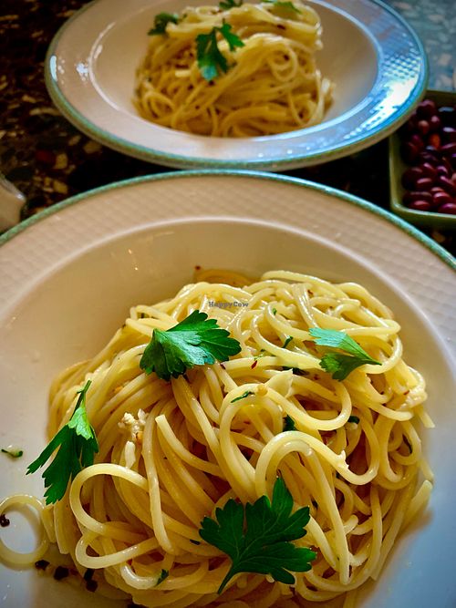 Vegan Spagetti aglio y olio (ask without cheese) at El Dandy in Havana