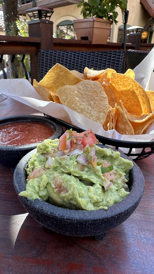 Small guacamolee  at La Casa Restaurant in Sonoma