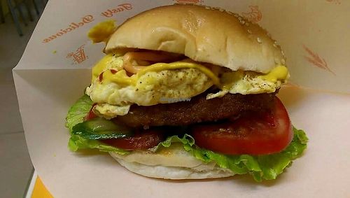 vegetarian/vegan burger at Ru Su Jia Zhen - VegeCherish in New Taipei City