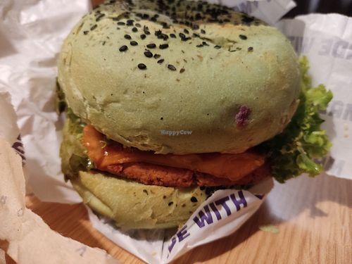 Jungle BBQ burger at Flower Burger - Viale Vittorio Veneto in Milan