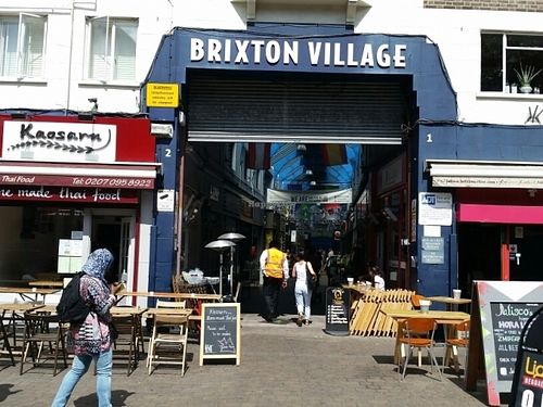 entrance at Oracles Organic in South West London