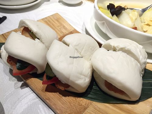 Yi Bao at Veg 6 in Hong Kong Island