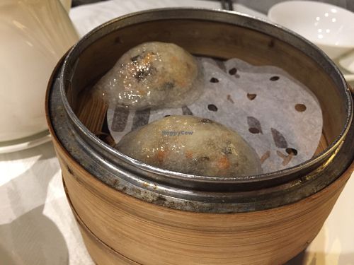 Steamed mushroom dumplings at Veg 6 in Hong Kong Island