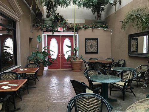 garden side at Go Vegan Cafe in Las Vegas