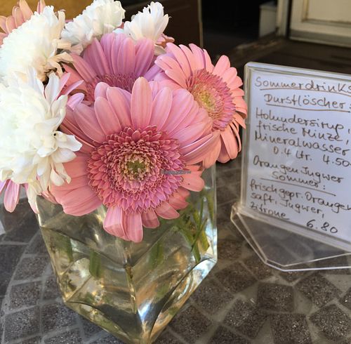 outside seating at You're Welcome in Berlin