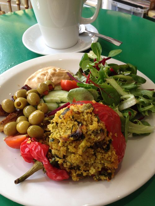 Vegan stuffed pepper and salad at Vinyl in South East London