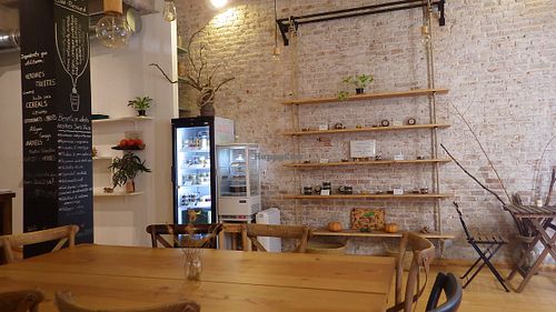 Interior at Petit Brot - Cold Press Raw Eco in Barcelona