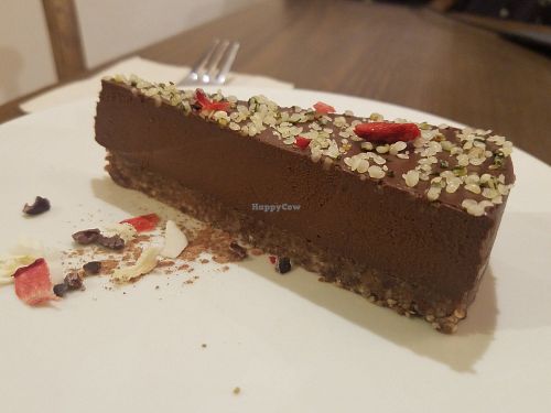 Orgasmic cake at Petit Brot - Cold Press Raw Eco in Barcelona