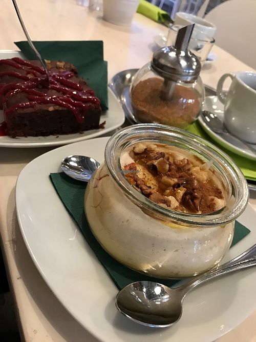 Curd with apples, cinnamon and walnuts. at Veggiezz - Am Salzgriess in Vienna