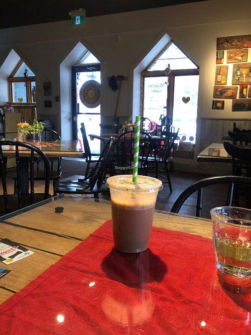 morning boost smoothie, to go at Que de Bonnes Choses in Hudson