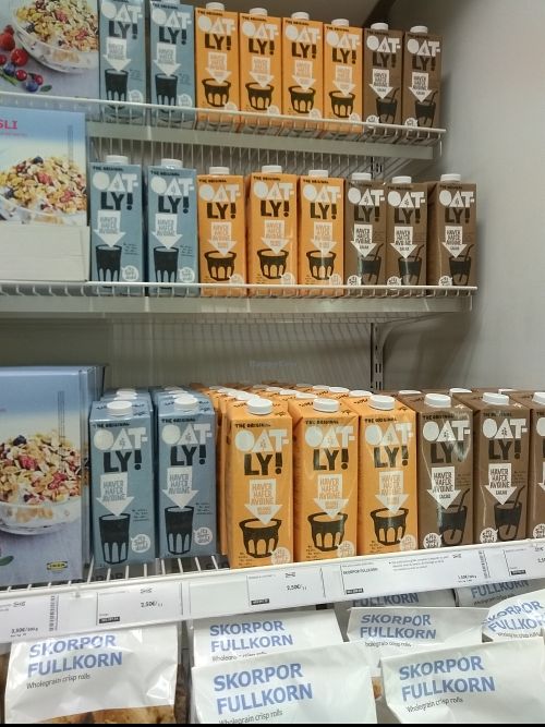organic oats mylk (vegan) at IKEA in Villiers-sur-marne