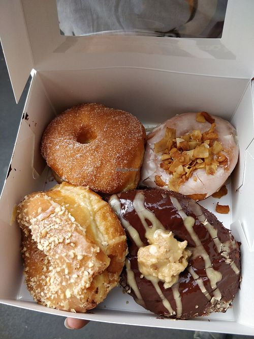 Cinnamon donut, coconut maplesirup donut, salted caramel donut, chocolate peanutbutter donut at Brammibal's Donuts - Maybachufer in Berlin