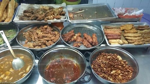 Taken on 13 Nov 15 night at New Tokyo Vegetarian 新东京 in Northeast Singapore