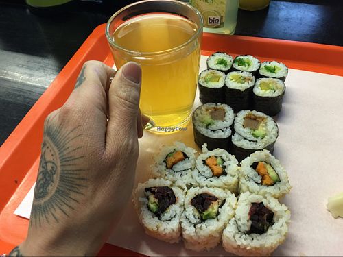 green tea at MakiMaki Sushi Green in Dortmund