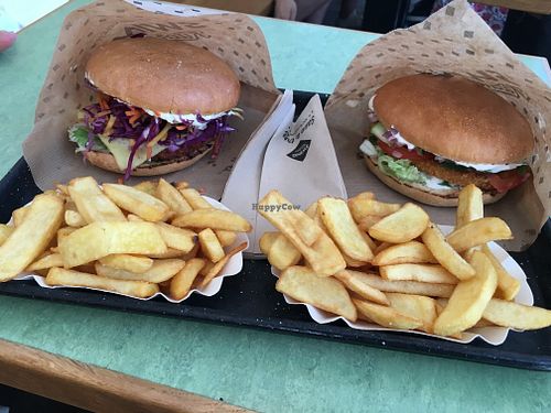 Cheeseburger and Vienna Burger at Swing Kitchen - Operngasse in Vienna