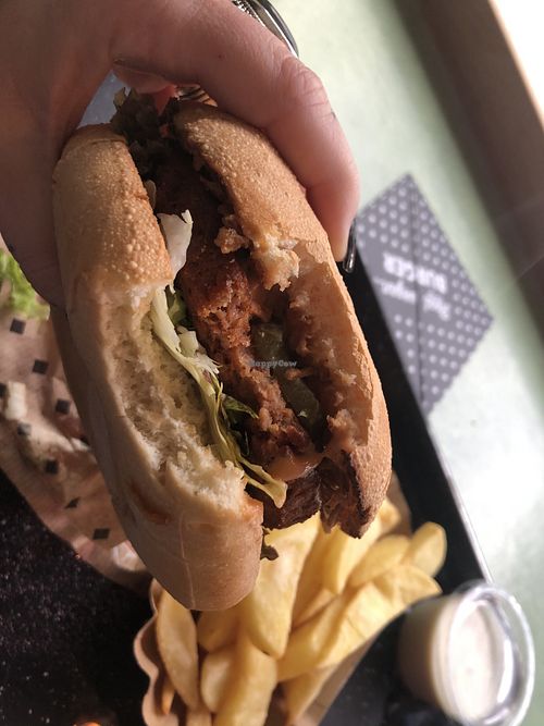 swing burger at Swing Kitchen - Operngasse in Vienna