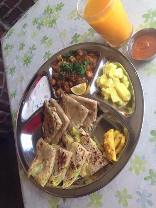 Vegan curry set at Pariwar in Nara