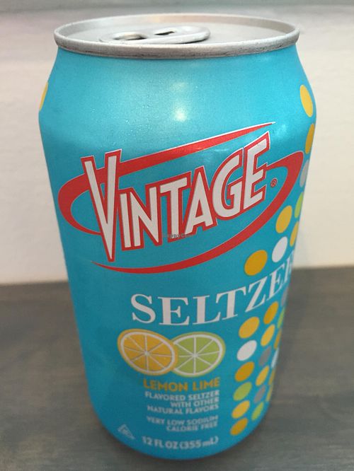 Drinks at Gnome Cafe in Charleston