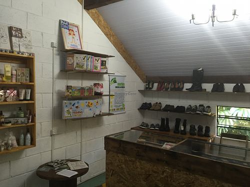 Como? Vegan Shop - second floor. at Como? Espaco Vegano in Campinas