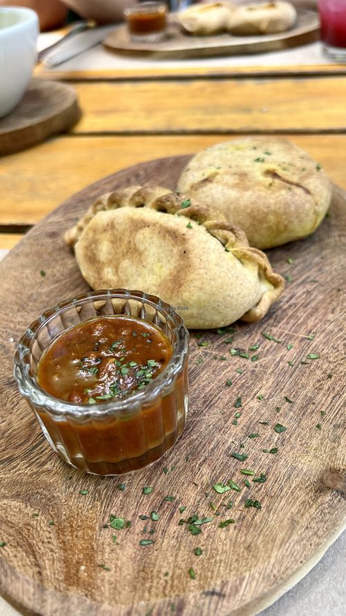 Tofu samosa + Broccoli and sweetcorn samosa with tomato chutney   at La Cocina de Daksha in Tigre