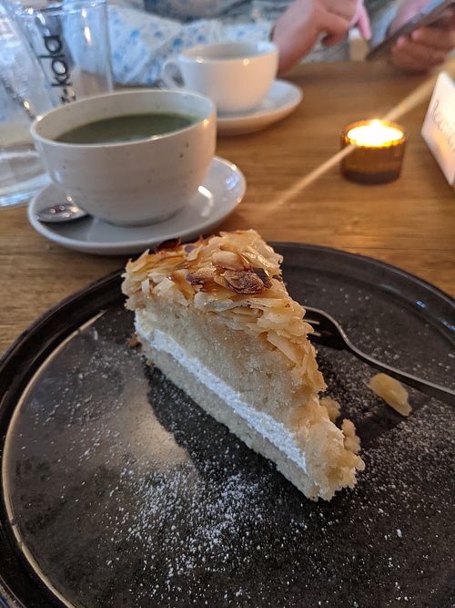 Cake at Froindlichst - Winterhude in Hamburg