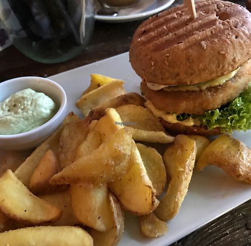 waikiki burger at Froindlichst - Winterhude in Hamburg