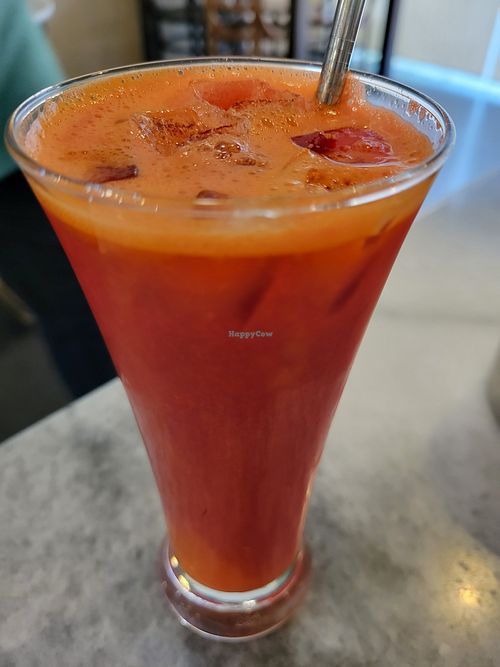 Antioxidant fresh juice at Tien Sing Vegetarian in Bandar Seri Begawan