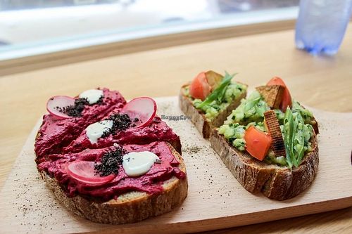 breakfast sandwiches - beetroot and avocado at Etnosvet Bistro in Prague