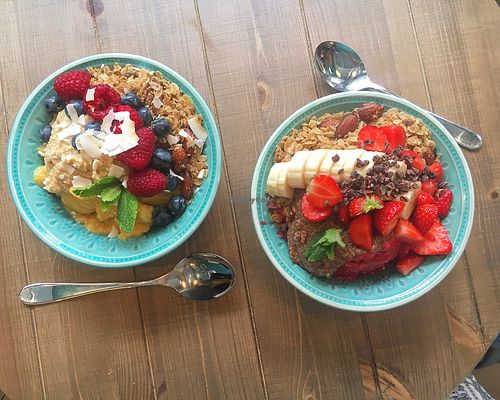 Smoothie bowls heaven at Mahalo - Hornsgatan in Stockholm