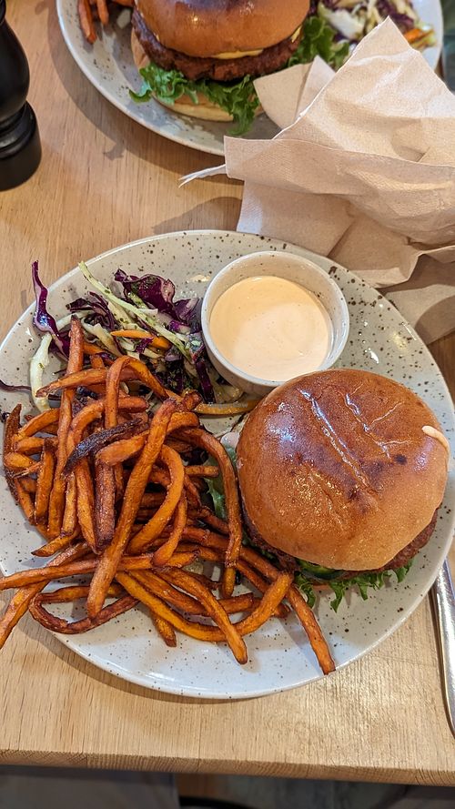 Burger Queen at Mahalo - Hornsgatan in Stockholm