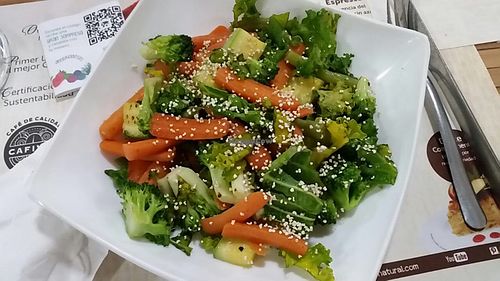 veggie bowl at 100% Natural in Cancun