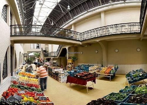 Marche bio des Tanneurs at Marche Bio Des Tanneurs in Brussels