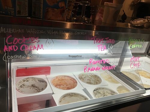scoop flavors at Curbside Creamery in Oakland