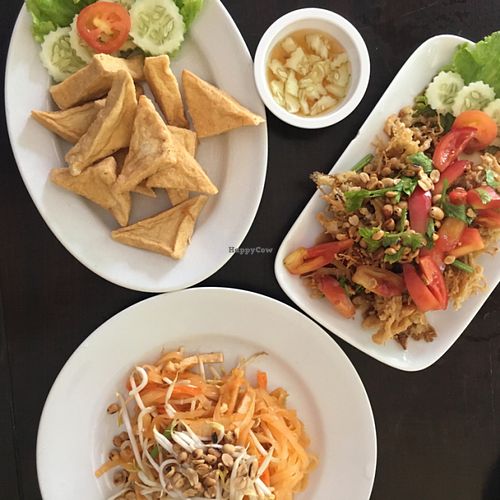 Image of Vegan Khunnay