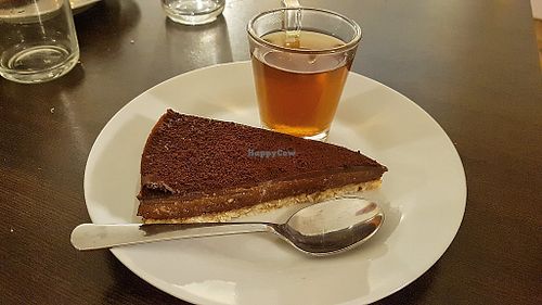 Chocolate pie and tchai at Invita Fresh Food in Toulouse