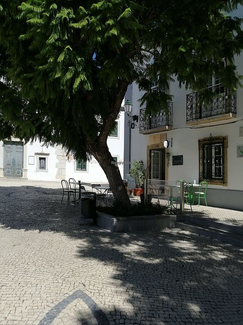 Außenansicht at Alcachofra Cafe in Faro