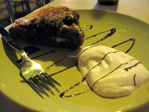 Cake with apricots and coconut cream at Alcachofra Cafe in Faro