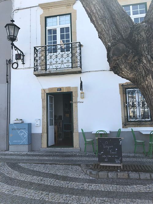 ;-)  at Alcachofra Cafe in Faro