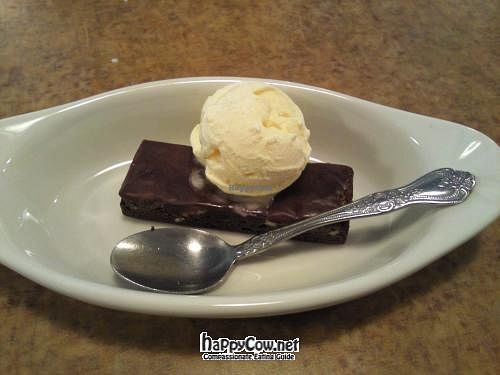 vegan brownie with ice cream at Chowpatti in Arlington Heights